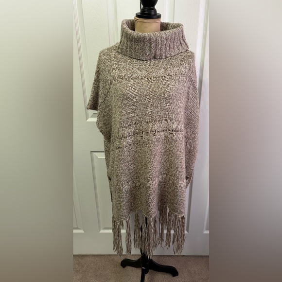 hinge Sweaters - Hinge Textured Knit Women's Sweater in Brown